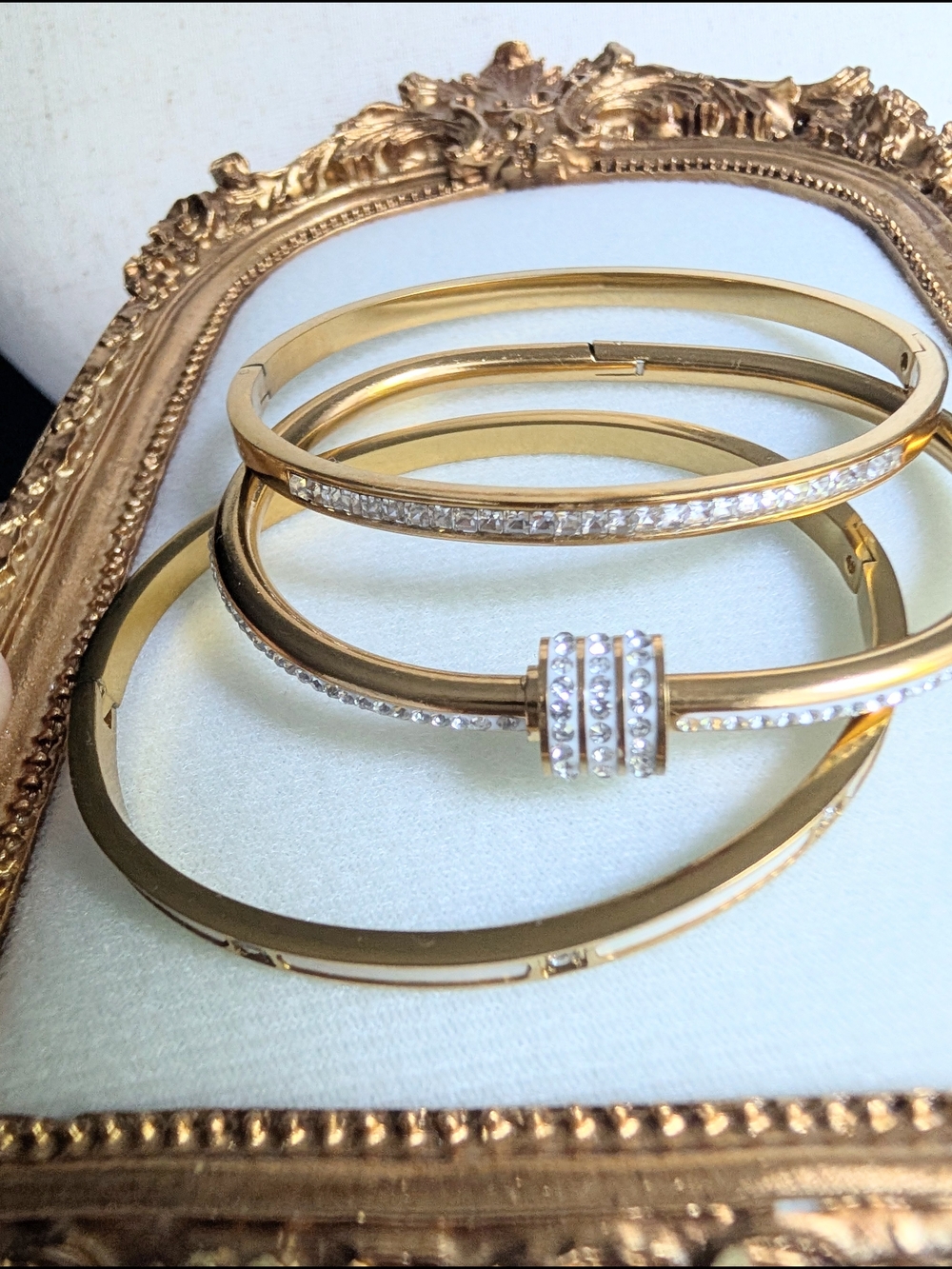 ⚜️ SALE ⚜️ Gold & Crystal-Accented Bangle Set Bracelet Stack